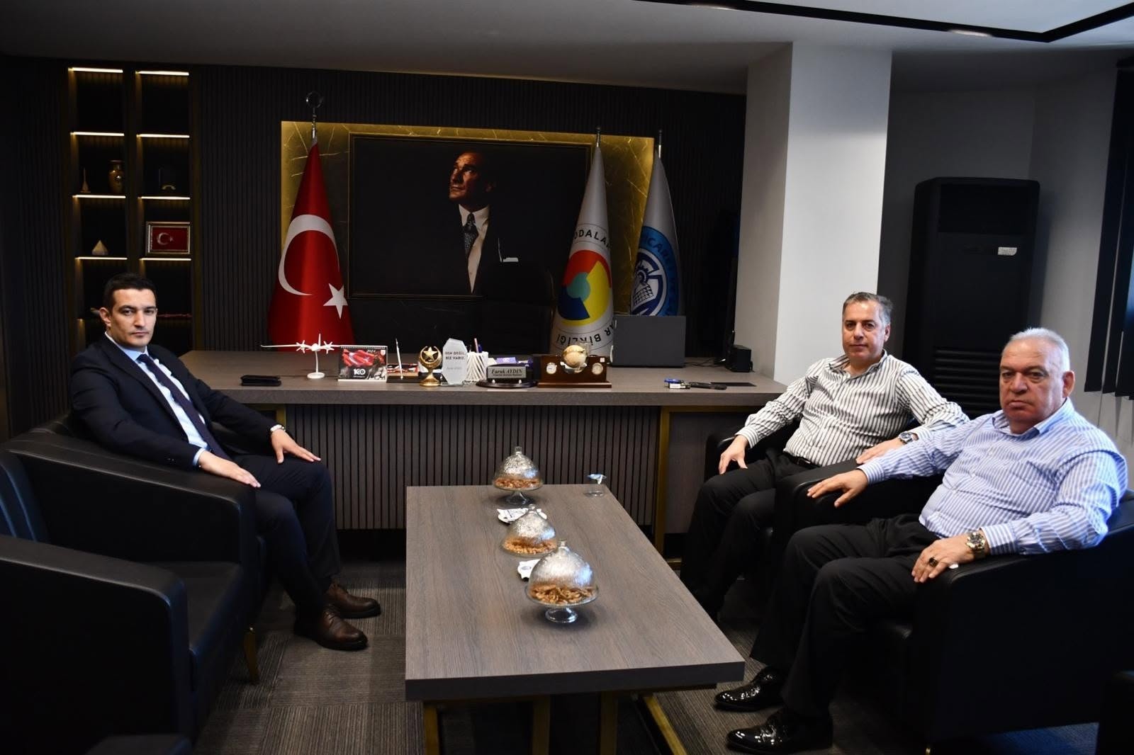 Kaymakam Kapankaya'dan, Başkan Aydın'a Ziyaret