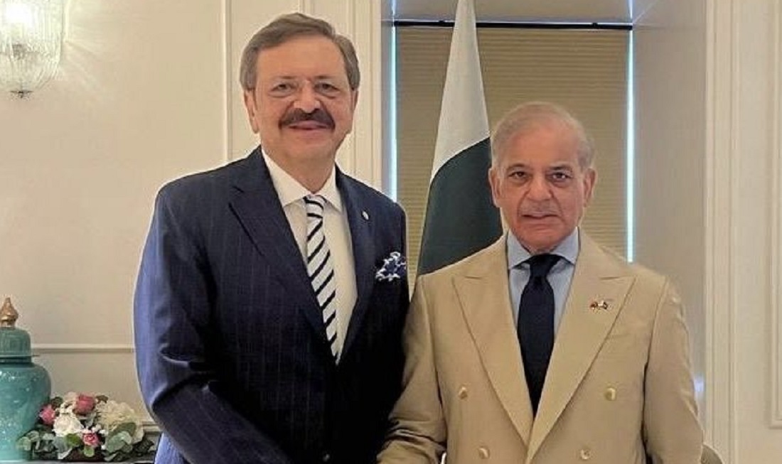 Hisarcıklıoğlu, Pakistan Başbakanı Şerif’le görüştü
